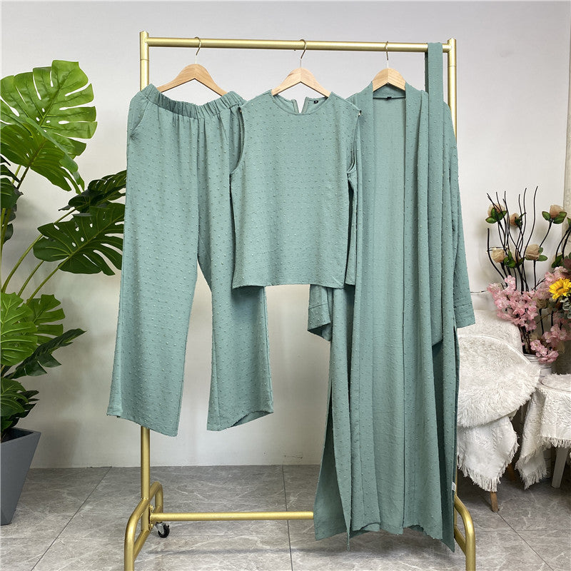 
                      
                        Juwairia Crepe Set Kimono
                      
                    